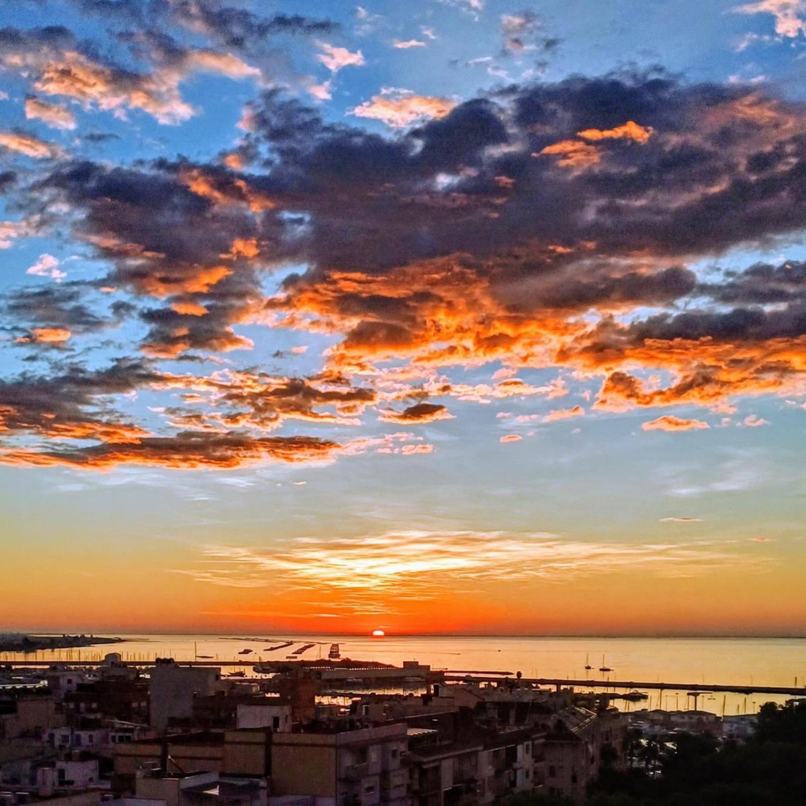 Atico De Lujo Con Vistas Al Mar Apartment ซันต์การ์เลสเดลาราปีตา ภายนอก รูปภาพ